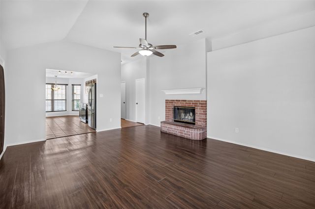 3103 Morning Meadow Lane, Grand Prairie, TX 75052