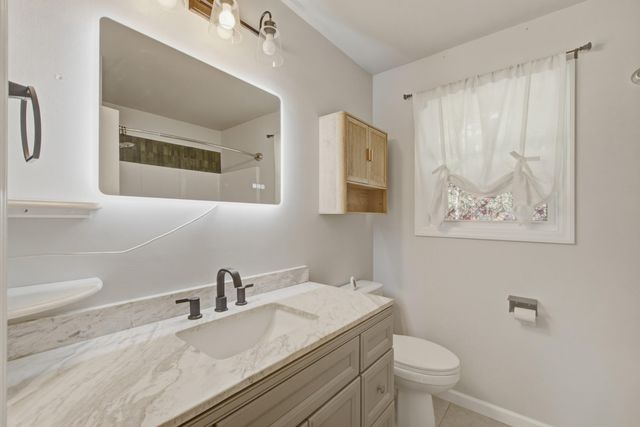 204 Ruth Anne Drive, Summerville, SC 29483
