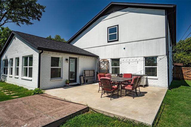 2316 Hummingbird Trail, Grapevine, TX 76051