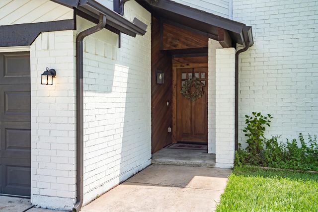 2316 Hummingbird Trail, Grapevine, TX 76051