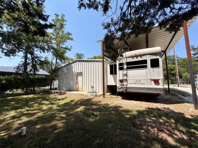 60 Holland Street, Pottsboro, TX 75076