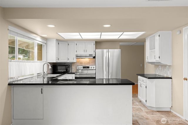 2913 SW 323rd Street, Federal Way, WA 98023