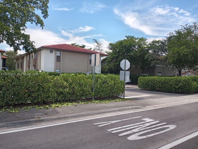 3024 Coral Ridge Dr 215C, Coral Springs, FL 33065