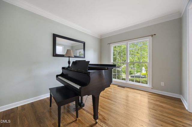 905 Haddon Hall Drive, Apex, NC 27502