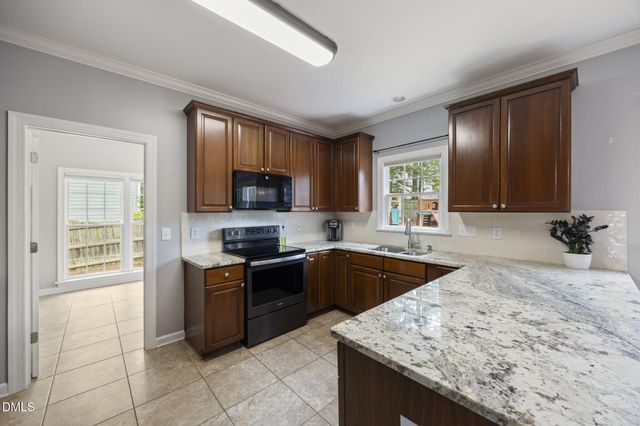 905 Haddon Hall Drive, Apex, NC 27502