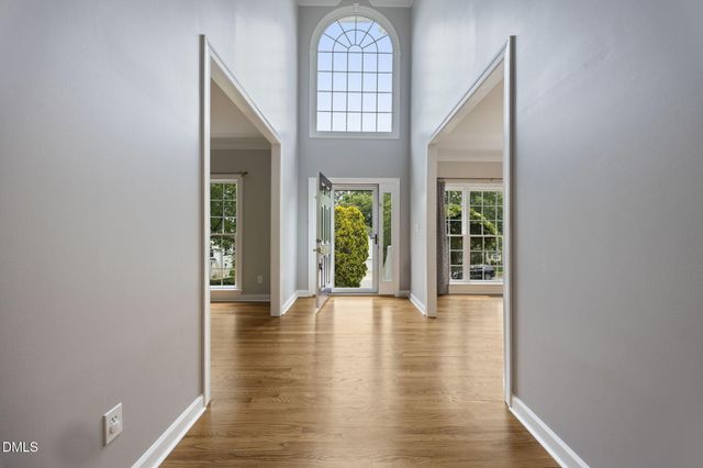 905 Haddon Hall Drive, Apex, NC 27502