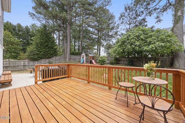 905 Haddon Hall Drive, Apex, NC 27502