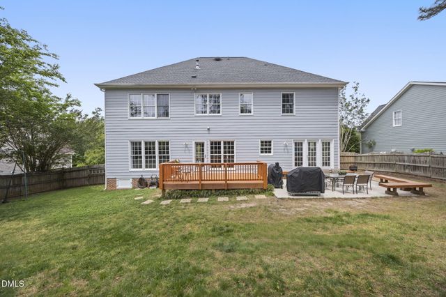 905 Haddon Hall Drive, Apex, NC 27502