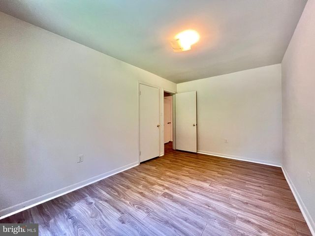 7819 LAKE DR, Manassas, VA 20111