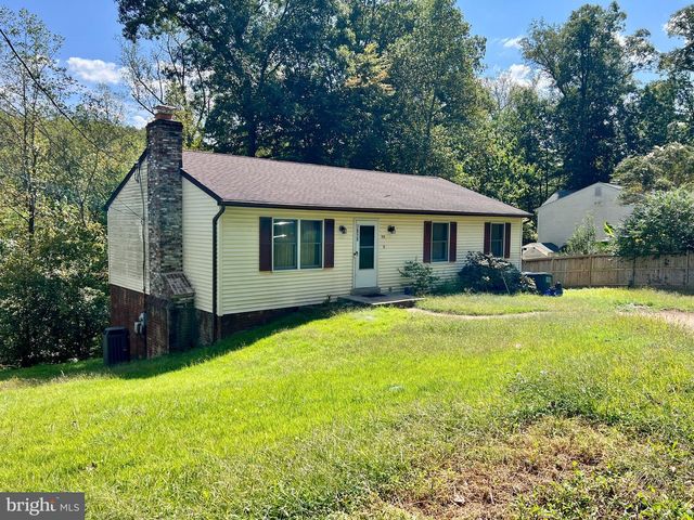 7819 LAKE DR, Manassas, VA 20111