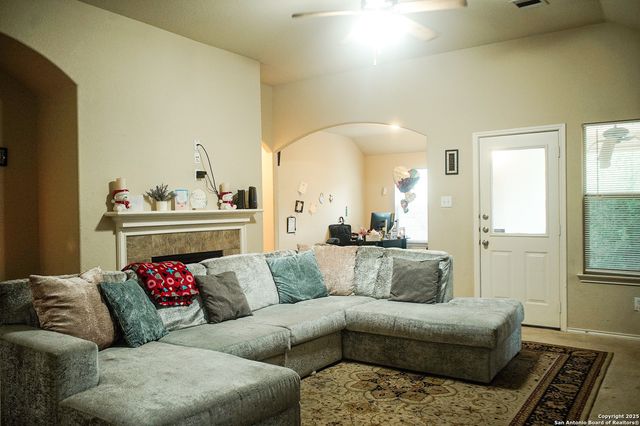 9614 Ed Wiseman, San Antonio, TX 78251