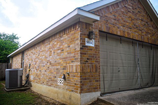 9614 Ed Wiseman, San Antonio, TX 78251