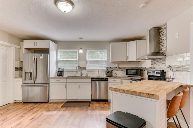 527 W Buena Vista Avenue, North Augusta, SC 29841