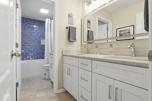 13478 Lablanca Bend, Carmel, IN 46074