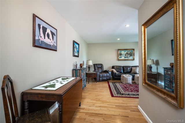 223 Schrade Road 2C, Briarcliff Manor, NY 10510