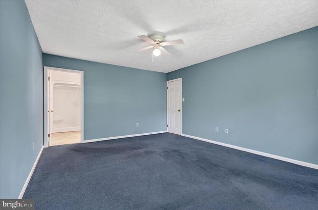 8405 OVERLOOK ST, Vienna, VA 22182