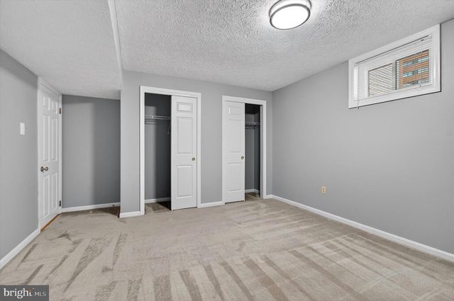 8405 OVERLOOK ST, Vienna, VA 22182