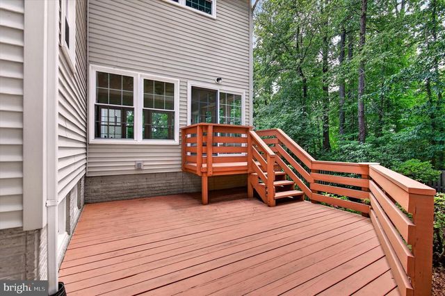 8405 OVERLOOK ST, Vienna, VA 22182