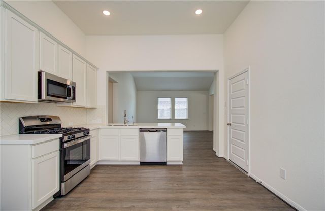 8414 Beacon Bay Circle, Baytown, TX 77523