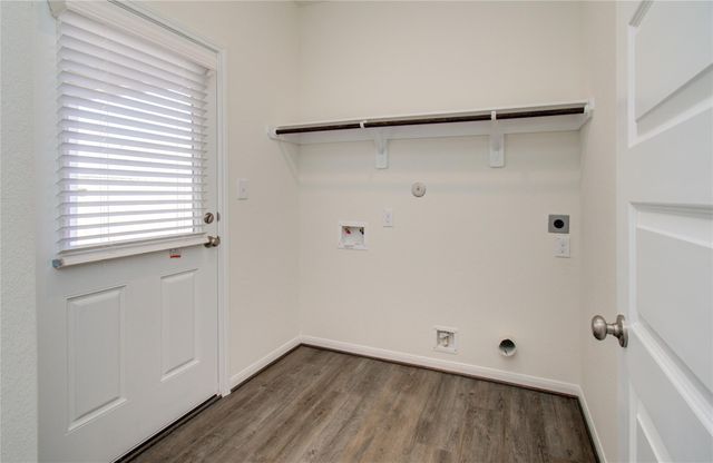 8414 Beacon Bay Circle, Baytown, TX 77523