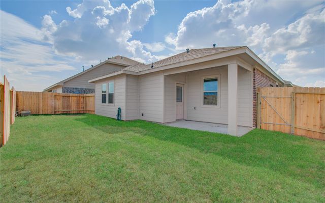 8414 Beacon Bay Circle, Baytown, TX 77523