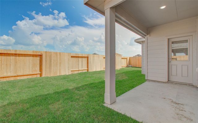 8414 Beacon Bay Circle, Baytown, TX 77523