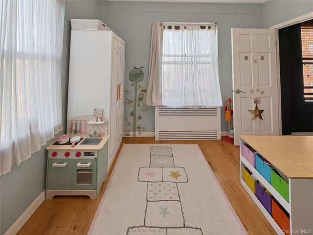 99-52 66 Road 7E, Rego Park, NY 11374