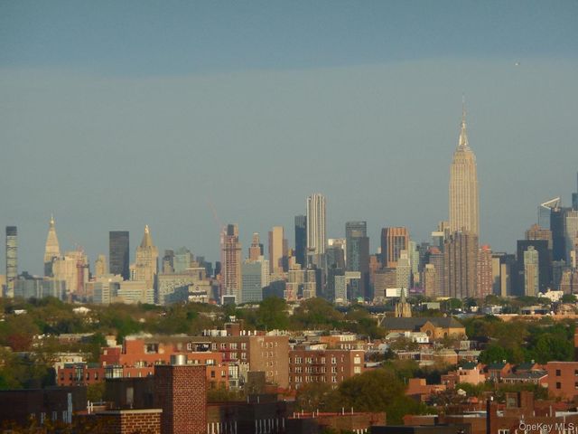 99-52 66 Road 7E, Rego Park, NY 11374