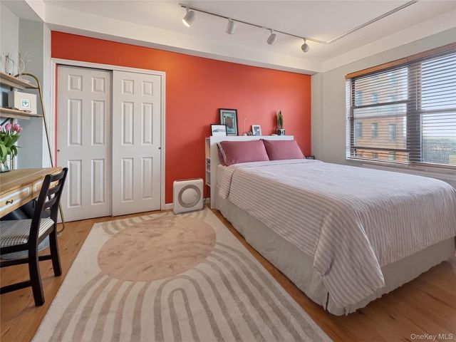 99-52 66 Road 7E, Rego Park, NY 11374