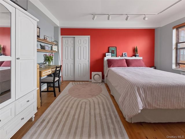 99-52 66 Road 7E, Rego Park, NY 11374