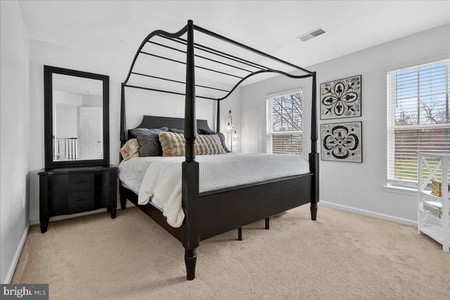 808 BRAMBLEWOOD DR, Douglassville, PA 19518