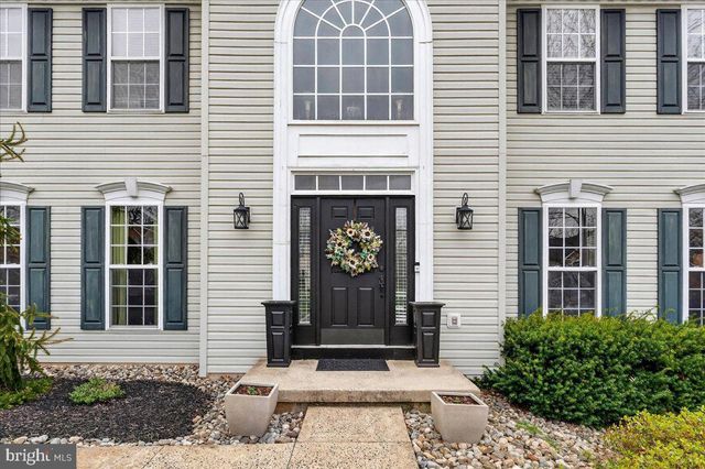 808 BRAMBLEWOOD DR, Douglassville, PA 19518