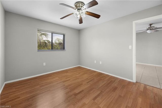 2700 Park Windsor DR 714, Fort Myers, FL 33901