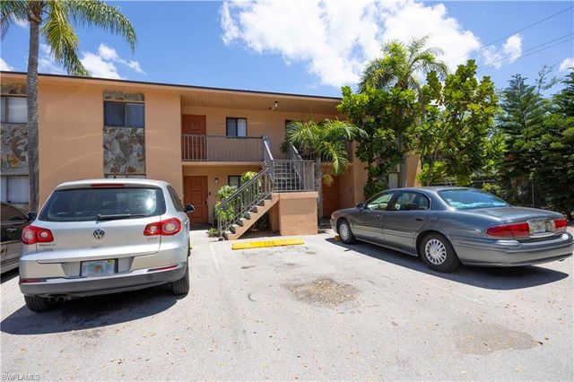 2700 Park Windsor DR 714, Fort Myers, FL 33901