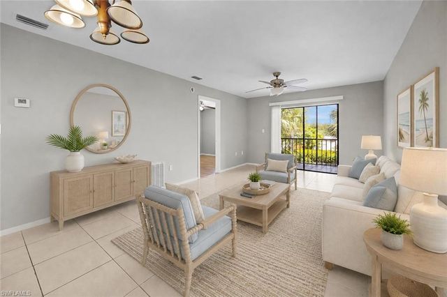 2700 Park Windsor DR 714, Fort Myers, FL 33901