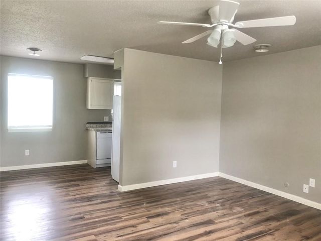 419 Cleveland Street B, Springdale, AR 72764