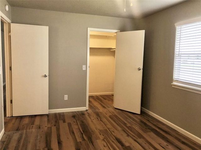 419 Cleveland Street B, Springdale, AR 72764