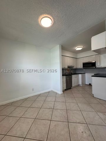 2394 NW 52nd Ct 2394, Tamarac, FL 33309