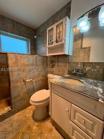 2394 NW 52nd Ct 2394, Tamarac, FL 33309