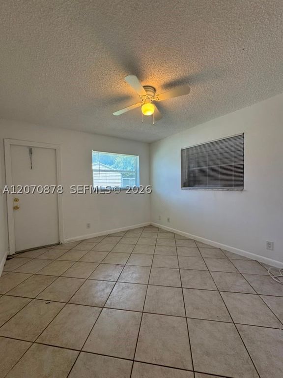 2394 NW 52nd Ct 2394, Tamarac, FL 33309
