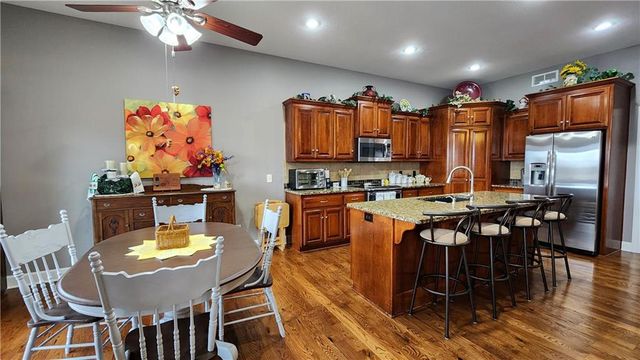 9012 NE 100th Terrace, Kansas City, MO 64157