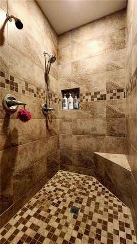 9012 NE 100th Terrace, Kansas City, MO 64157