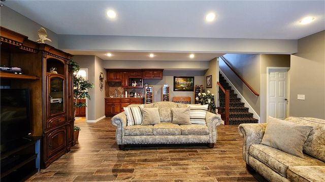 9012 NE 100th Terrace, Kansas City, MO 64157