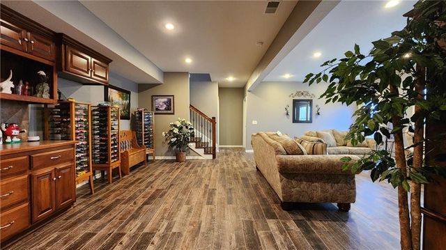 9012 NE 100th Terrace, Kansas City, MO 64157