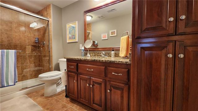 9012 NE 100th Terrace, Kansas City, MO 64157