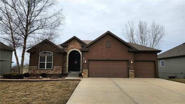 9012 NE 100th Terrace, Kansas City, MO 64157