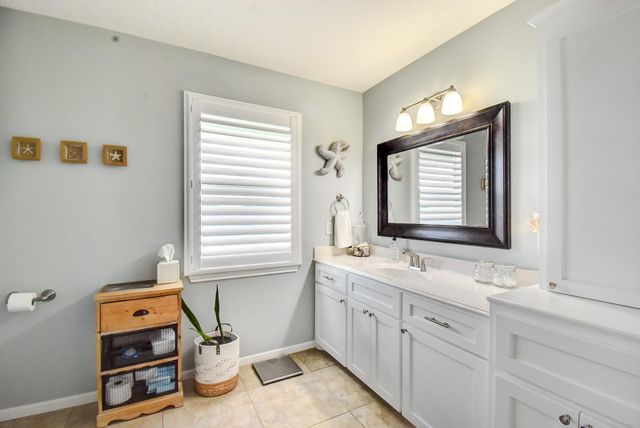 122 Four Master Road Road, Freeport, TX 77541