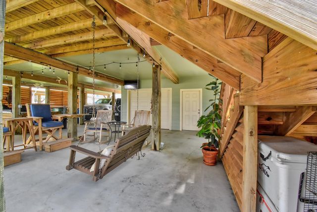 122 Four Master Road Road, Freeport, TX 77541