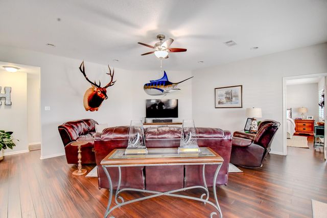 122 Four Master Road Road, Freeport, TX 77541