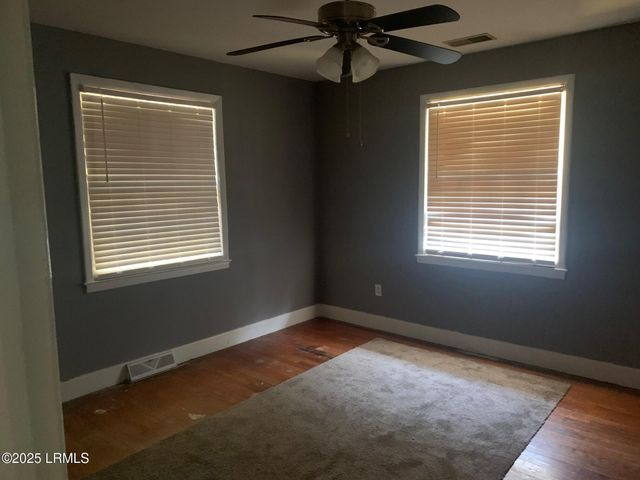 299 Savannah Highway, Beaufort, SC 29906